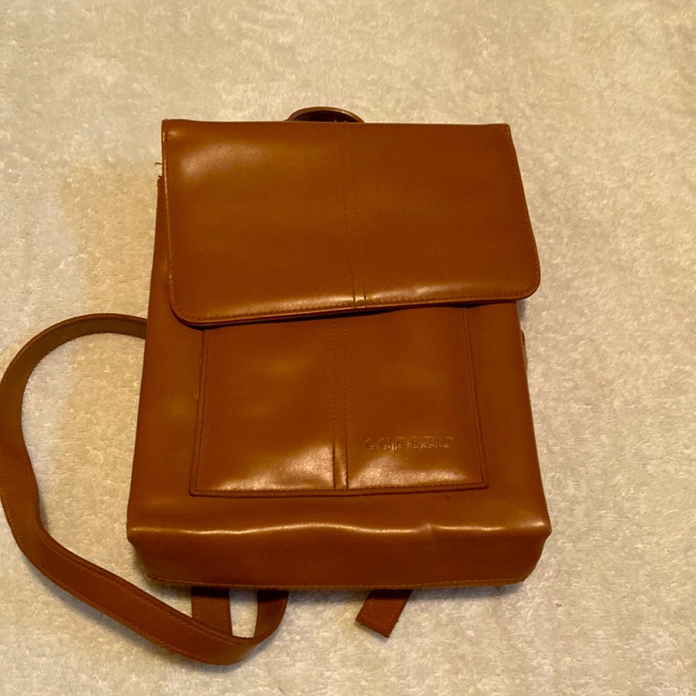 Backpack capezio faux leather purse